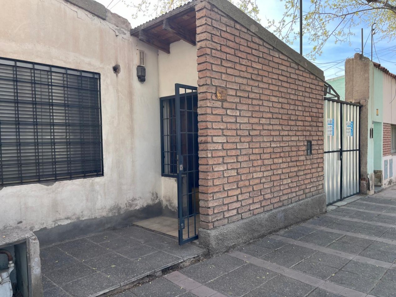 CASA CON GALPON EN VENTA - SEXTA SECCION, CAPITAL - MENDOZA