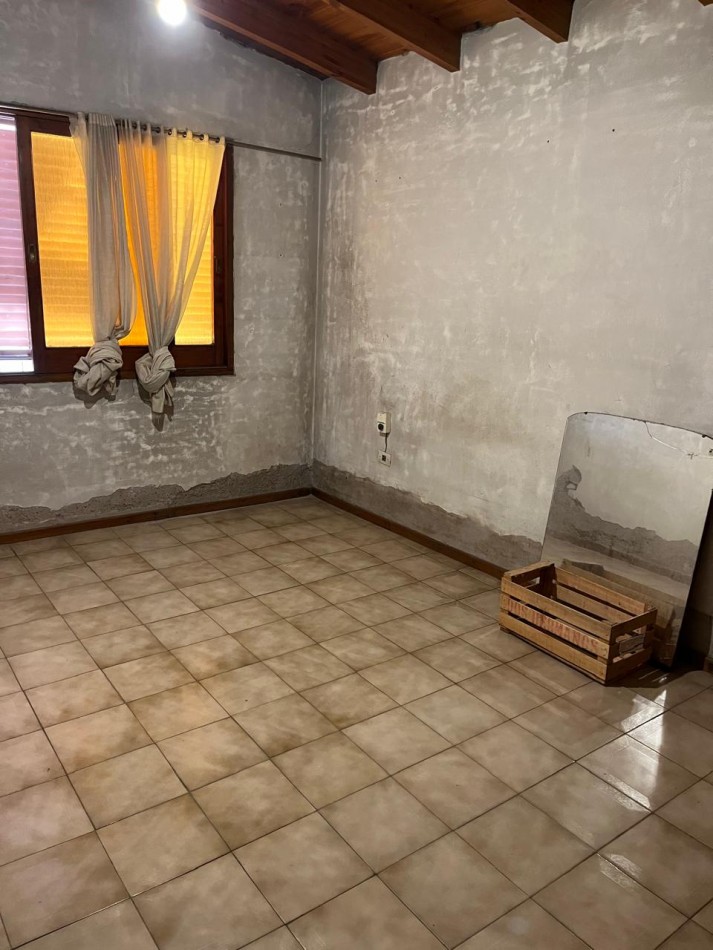 CASA CON GALPON EN VENTA - SEXTA SECCION, CAPITAL - MENDOZA