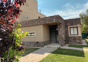 ¡Tu Casa Ideal en Lujan de Cuyo, Barrio Privado Vieytes!